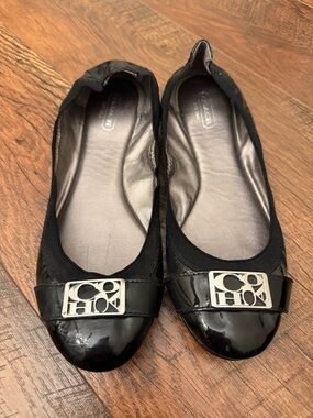 Coach "Dora" Black Patent Leather Logo Toe Ballet Flats